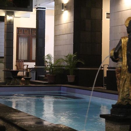 New Asta Graha Guesthouse ジンバラン エクステリア 写真